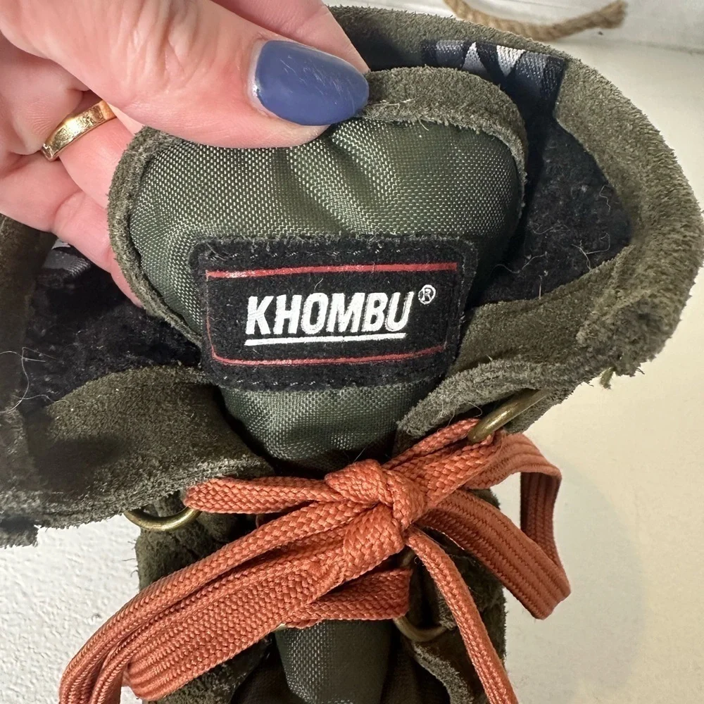Khombu Olive Green Outdoor Crest Duck Boots with Orange Laces Women's - Size 9